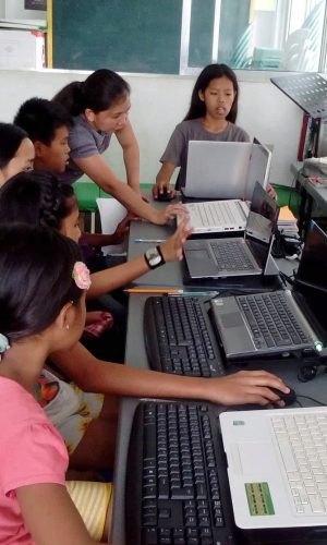 computer lab 3_cropped